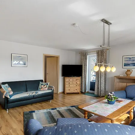 Apartment Tenge Og Rechts *