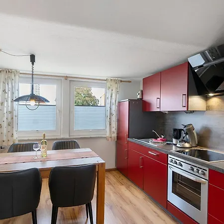 Apartment Tenge Og Rechts Schillig